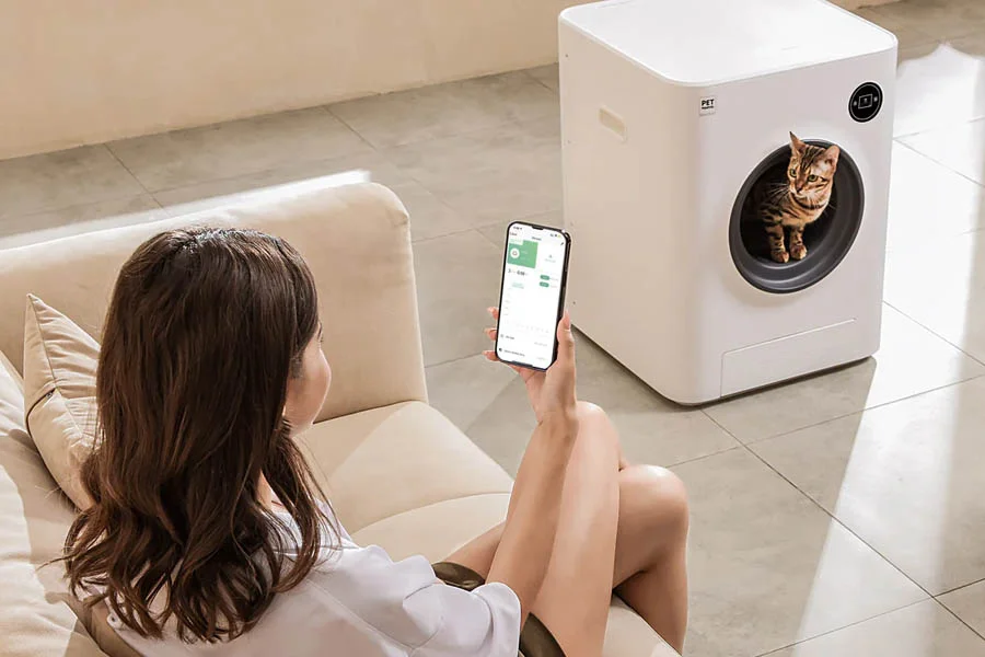 electric self cleaning litter box